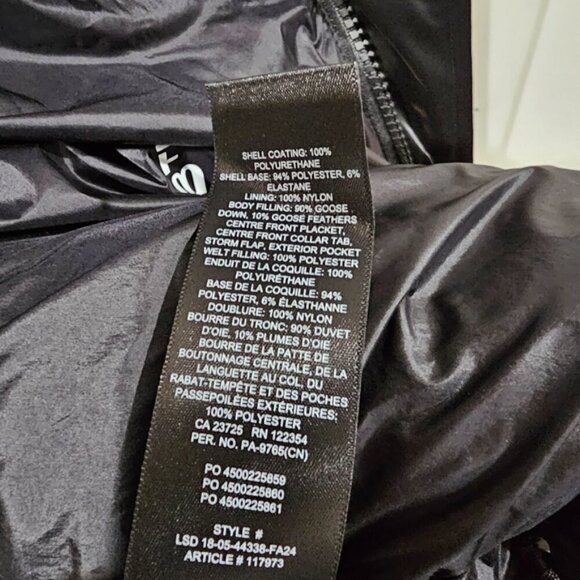 Aritzia the super puff™ vest - Picture 16 of 16